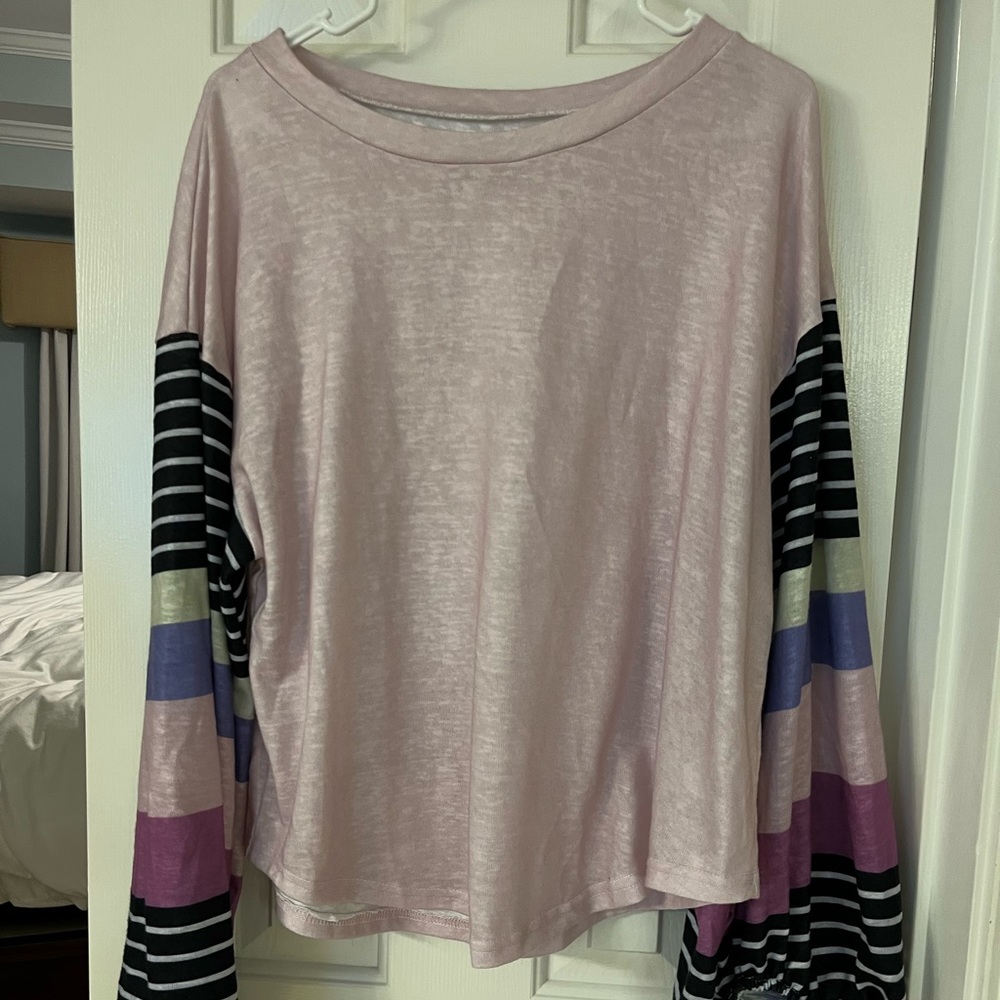 Dressup light purple top with striped puffy sleeves